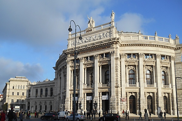Budova